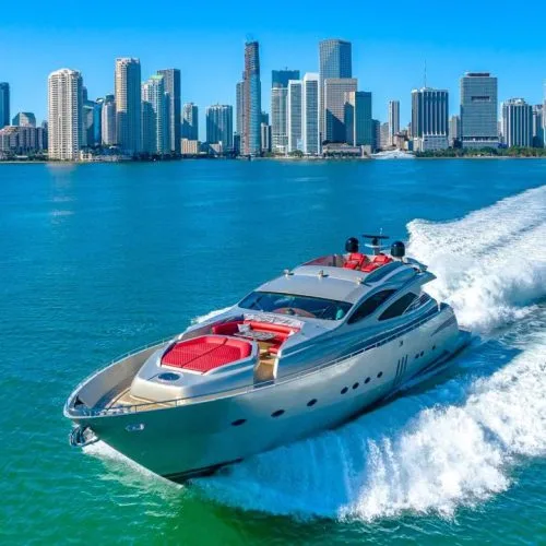 yachts_em_miami_1